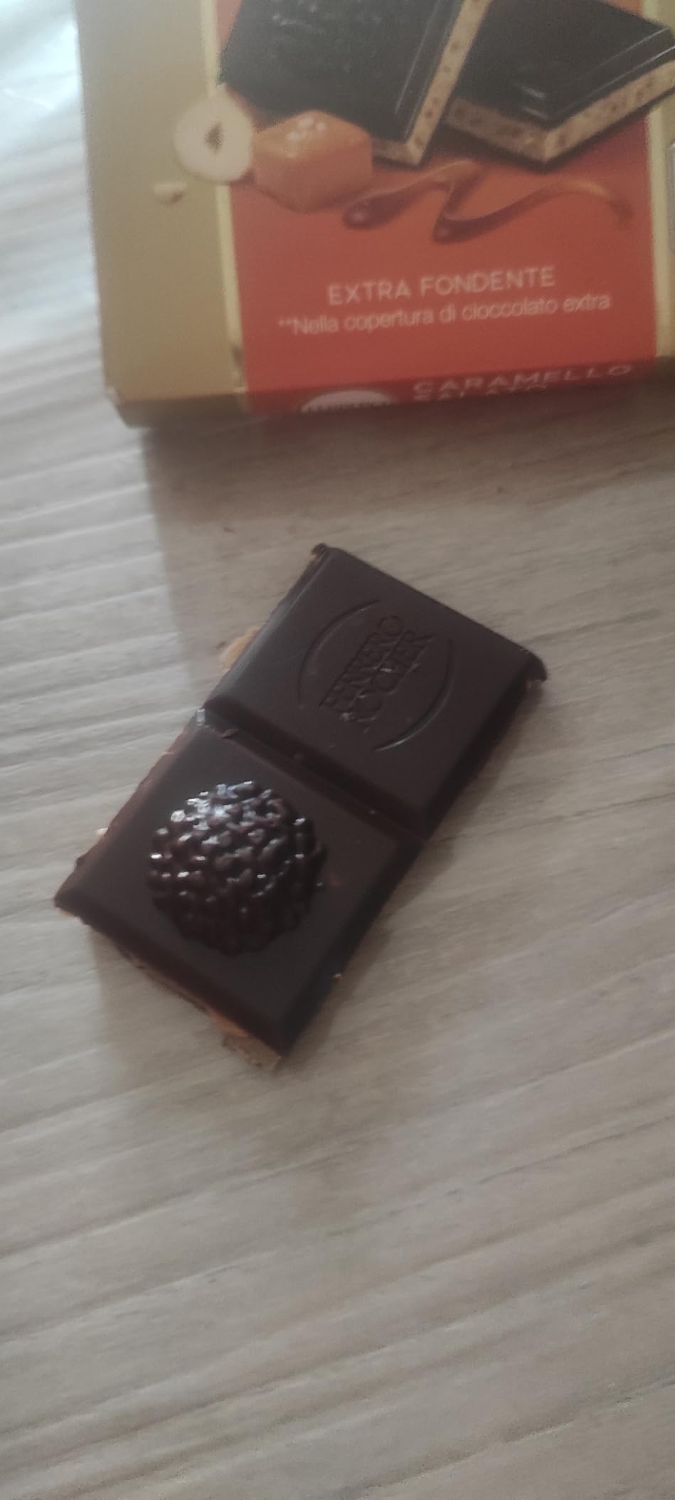 Ferrero Rocher Tavoletta fondente 70% 90 g caramello