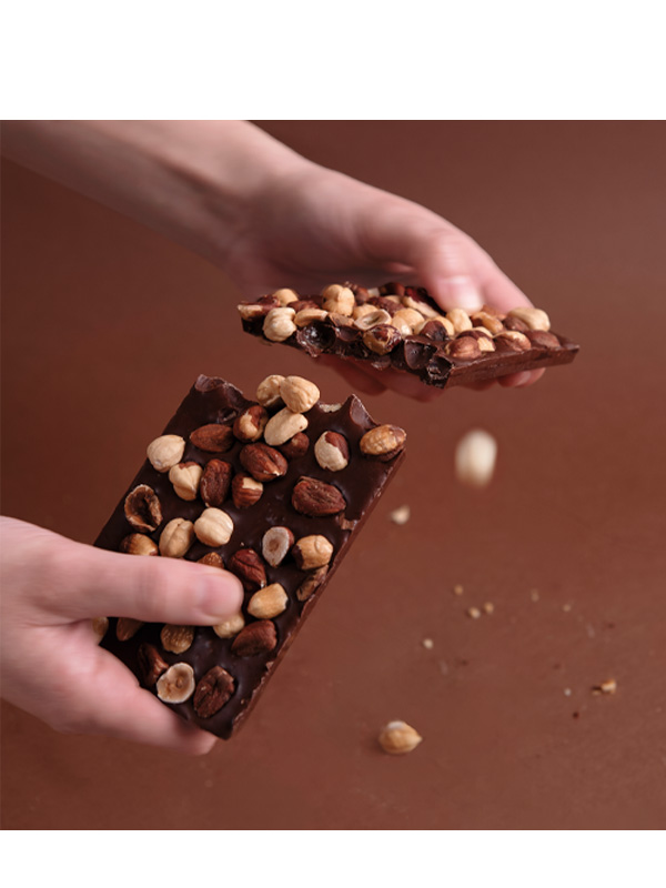 Cioccolato Maglio Tavoletta Nocciole Intere 35% Latte e Fondente
