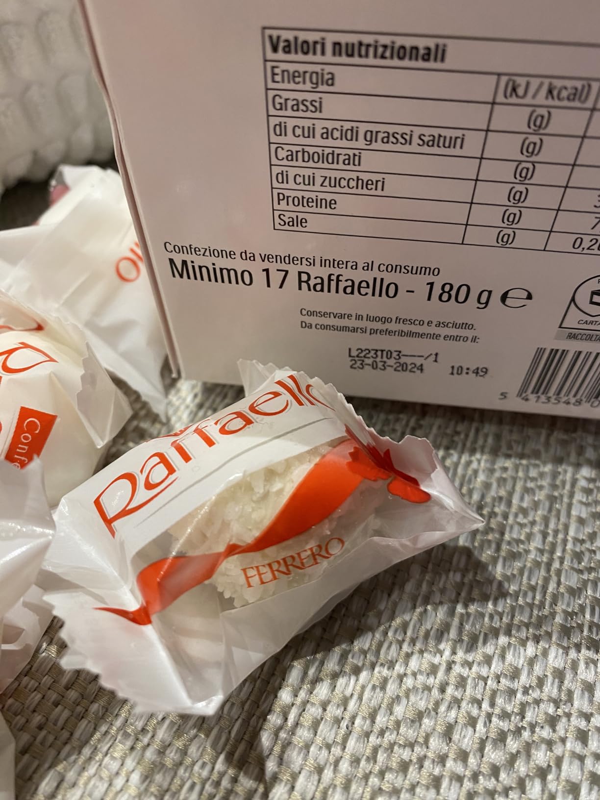 Ferrero Raffaello praline cocco mandorla 18pz 180g